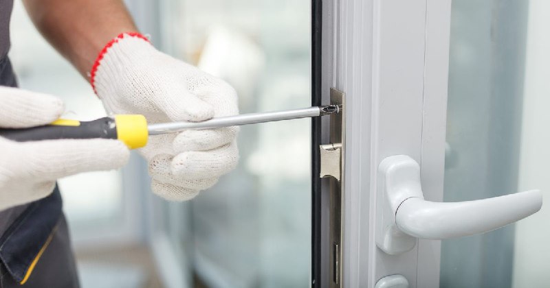 Сервисное обслуживание окон Ирбит. Цена от 370 руб.
